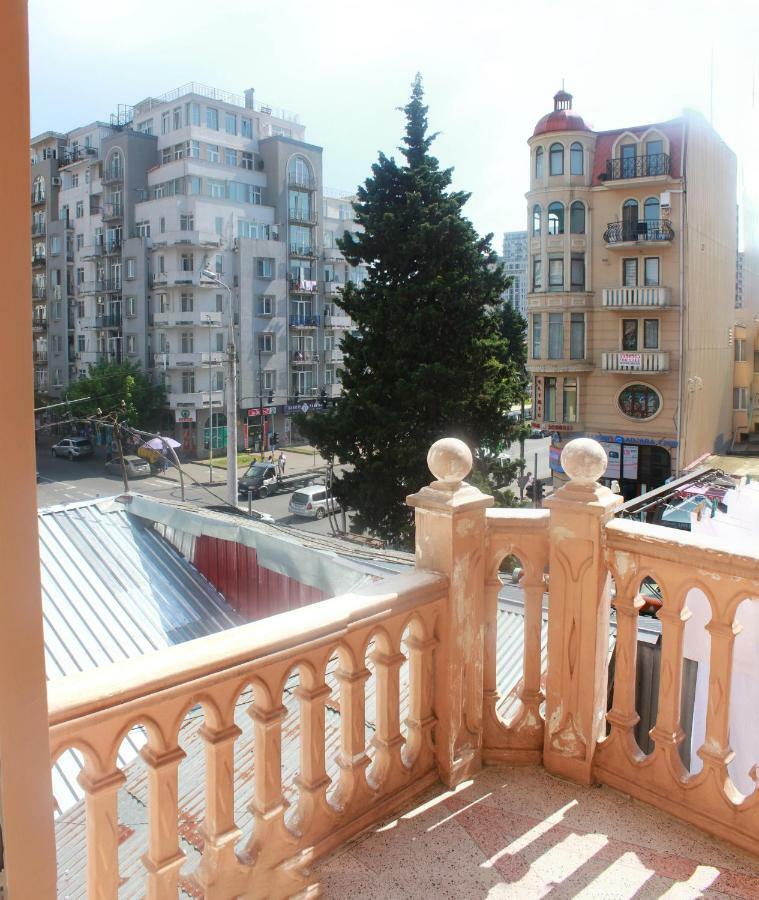 Отель Тао Батуми Экстерьер фото